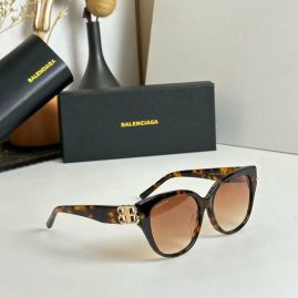 Picture of Balenciga Sunglasses _SKUfw54023034fw